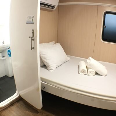 Double Bed Ensuite Cabin (2)