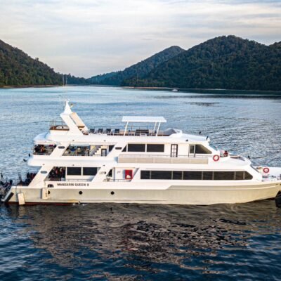 Mandarin Queen Jovanna Livaboard