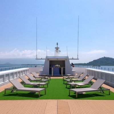 koon 9 boat similan Liveaboards